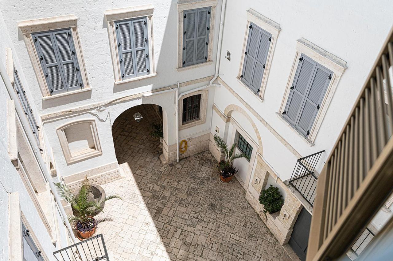 מלון מולה די בארי Mola'S Square House מראה חיצוני תמונה